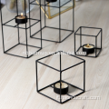 geometria minimalista creativa della gabbia del metallo del portacandele